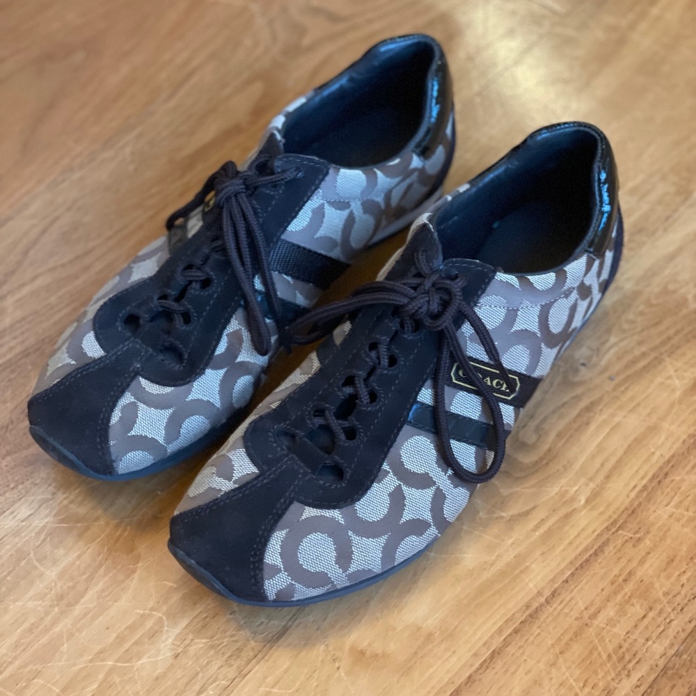 Women's Coach "Kathleen" Lace Up Sneaker Size 8.5m - Gem